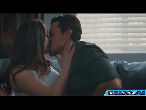 ❤️ Romantisks sekss ar labu krūtainu mammu ️ Anāls video pie mums ❌️❤