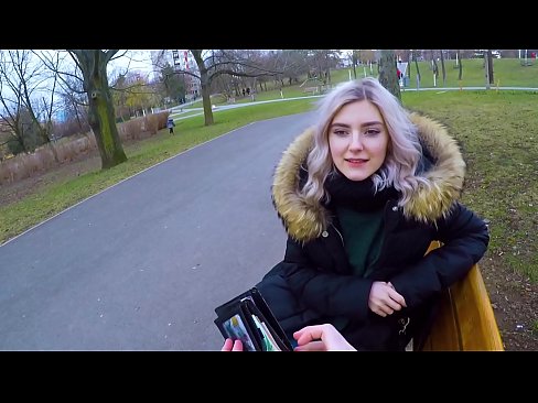 ❤️ Norij svešinieka karstu spermu par naudu - blowjob in the park by Eva Elfie ️ Anāls video pie mums ❌️❤